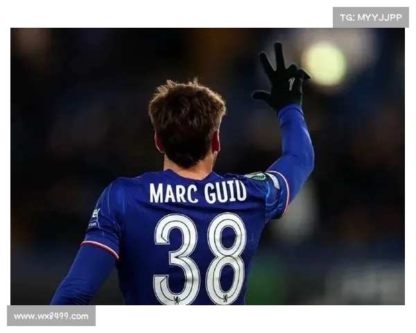 罗马诺:桑德兰租借签下切尔西前锋吉乌无买断条款 罗马诺:桑德兰租借签下切尔西前锋吉乌无买断条款